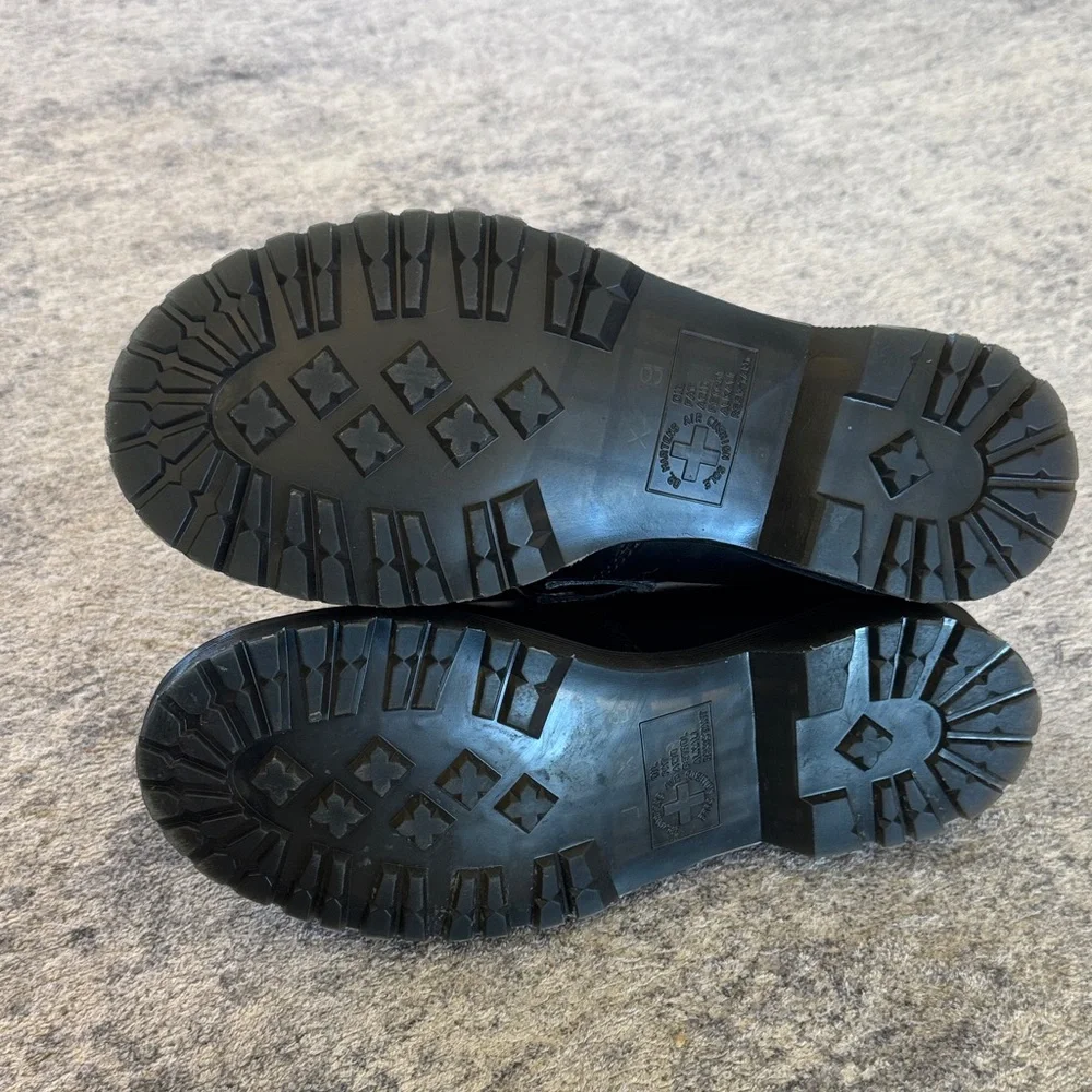 Dr. Martens Adrian Tassel Loafer Black  with Leopard Faux-Fur - Picture 7 of 7